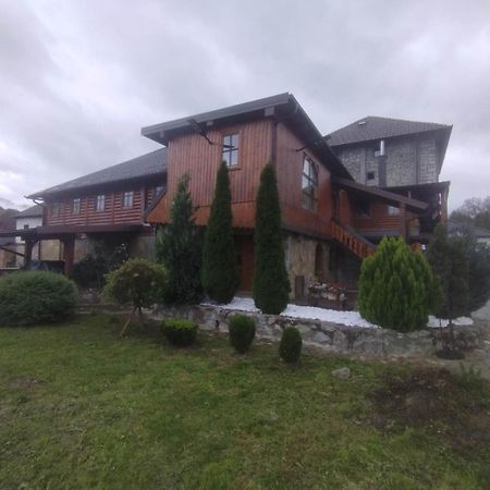 Kula Nekovic Acomodação com café da manhã Gusinje Exterior foto